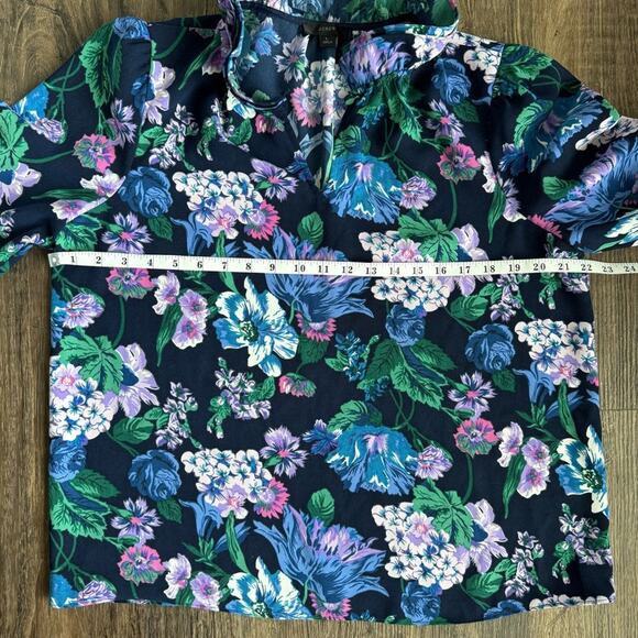 J. Crew Ruffleneck Top in Floral 365 Crepe Large - Picture 7 of 10